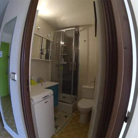 Climatise 3 Couchages Avec Terrasse Et Parking Prive - Port Camargue - Fr-1-731-92 Apartman *
